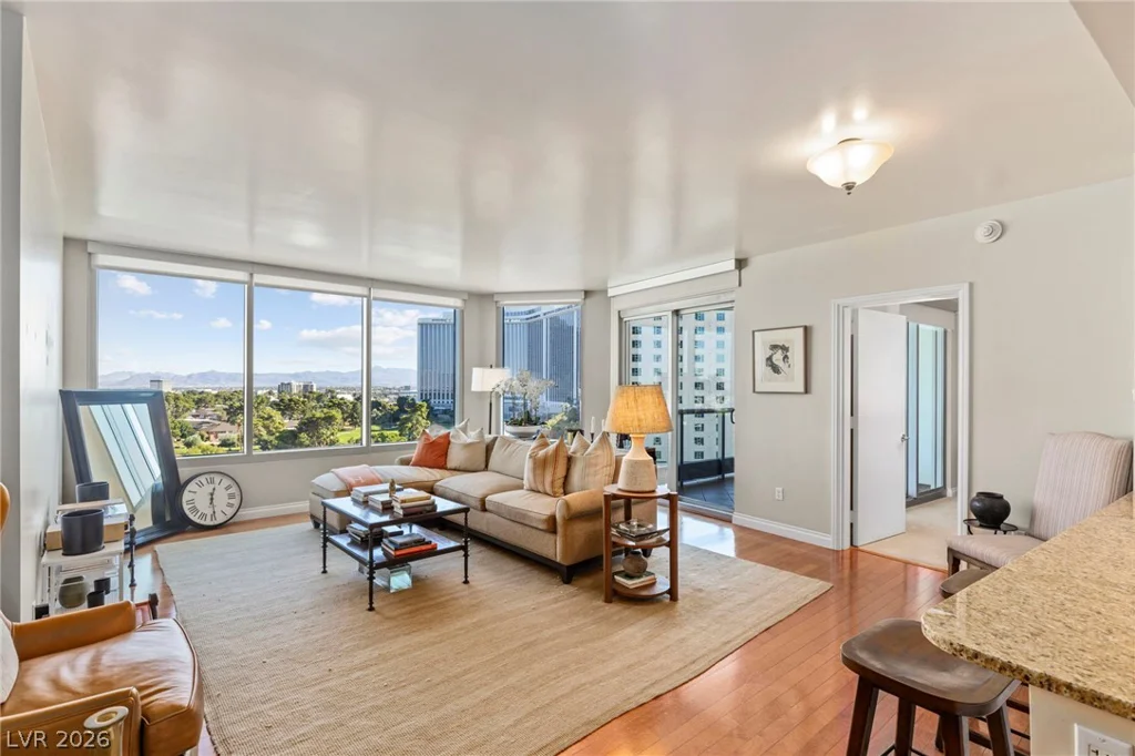 322 Karen, Las Vegas, NV 89109