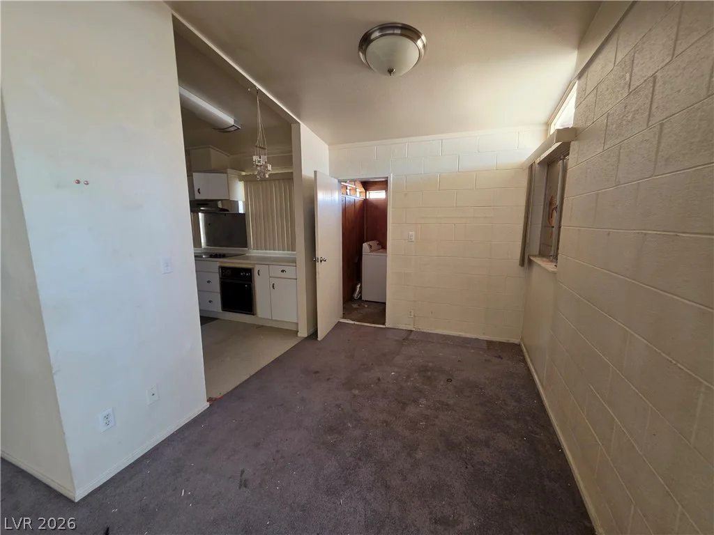 2806 Perliter, North Las Vegas, NV 89030