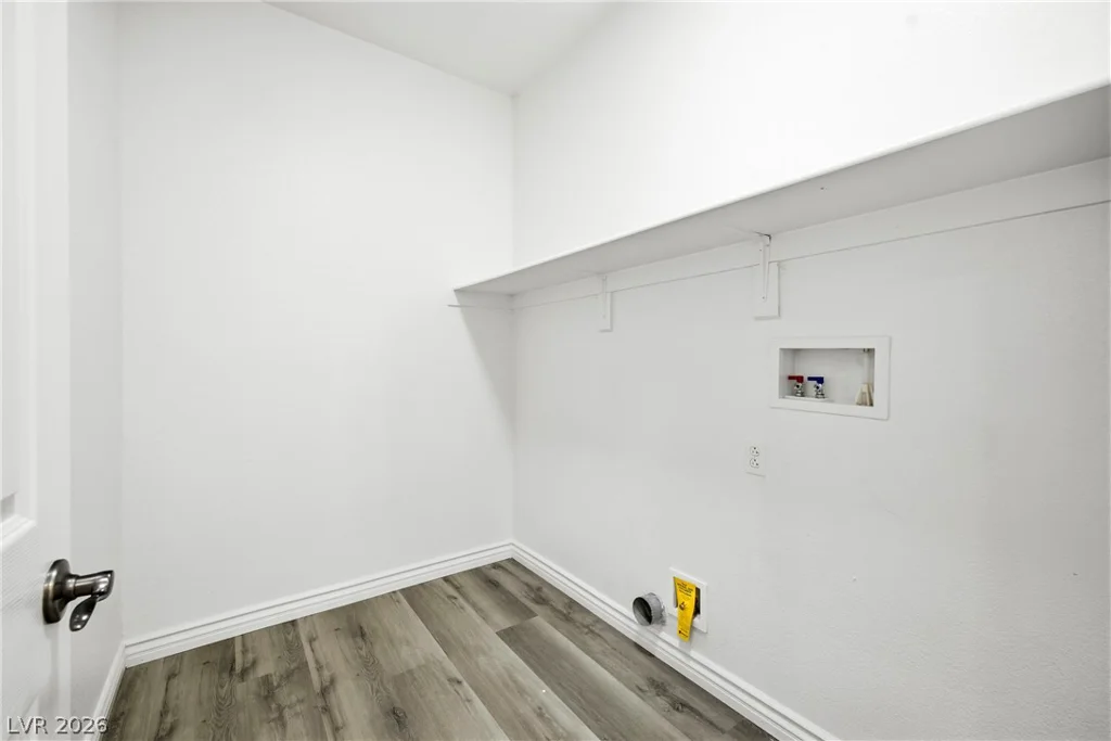 8352 Cambridge Grove, Las Vegas, NV 89139