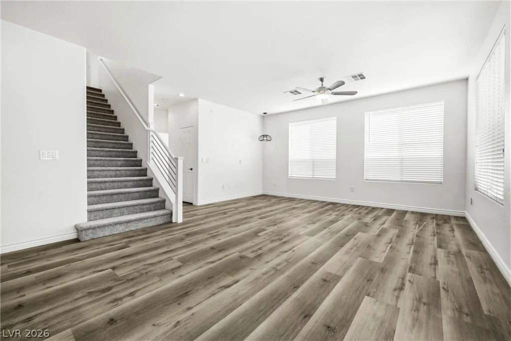 8352 Cambridge Grove, Las Vegas, NV 89139