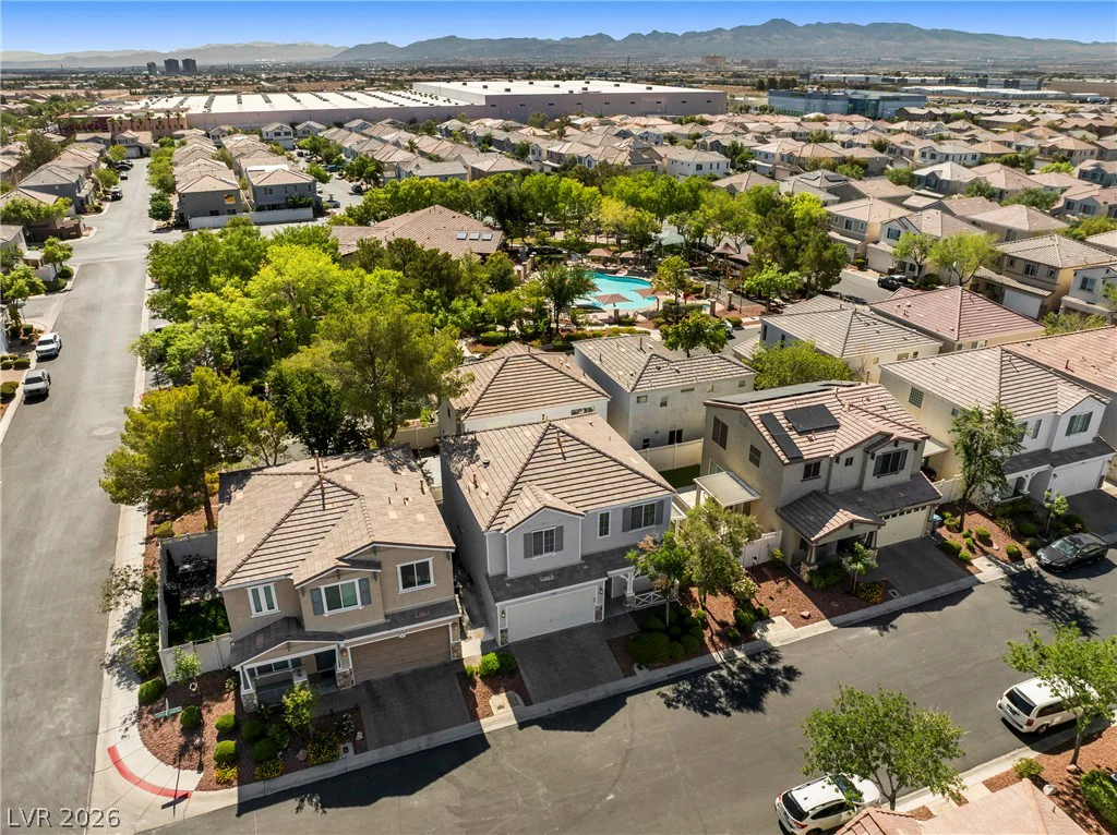 8352 Cambridge Grove, Las Vegas, NV 89139