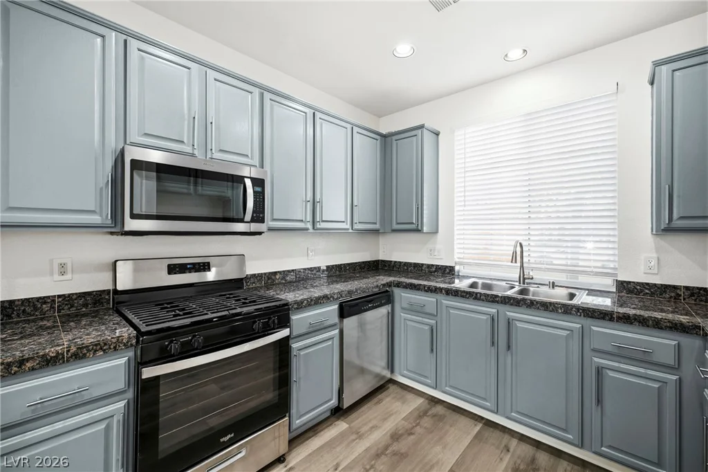 8352 Cambridge Grove, Las Vegas, NV 89139