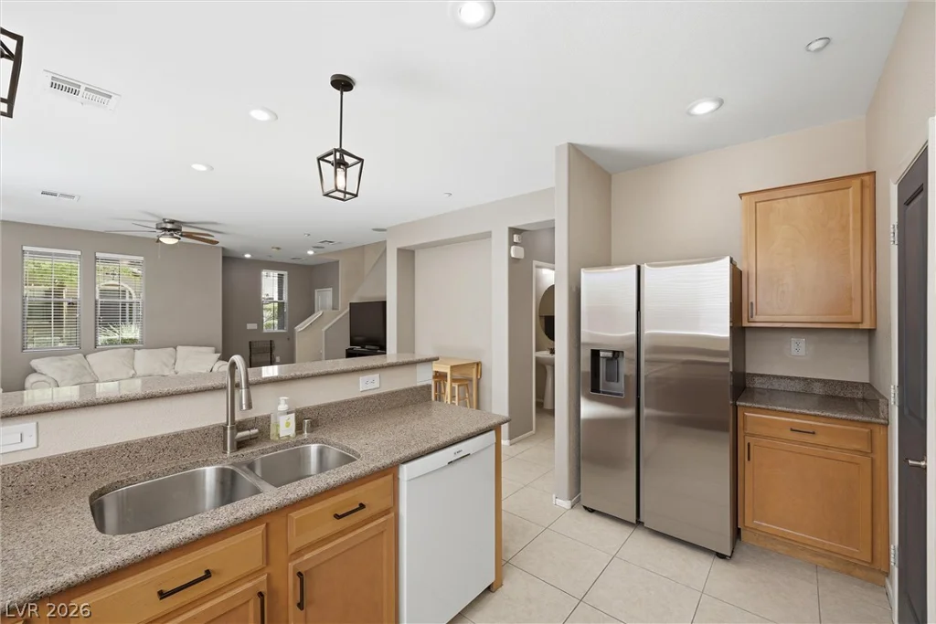 10717 Cape Shore, Las Vegas, NV 89166