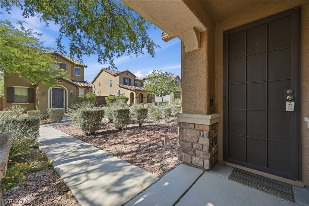 10717 Cape Shore, Las Vegas, NV 89166
