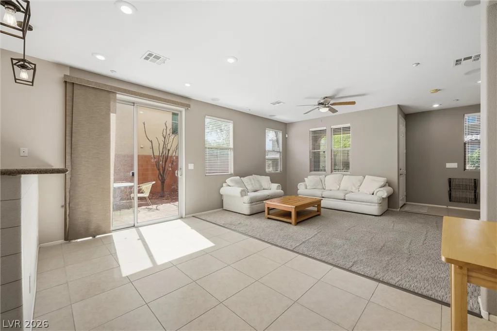 10717 Cape Shore, Las Vegas, NV 89166