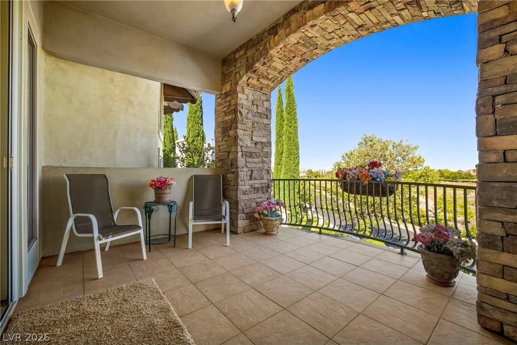9740 Verlaine, Las Vegas, NV 89145