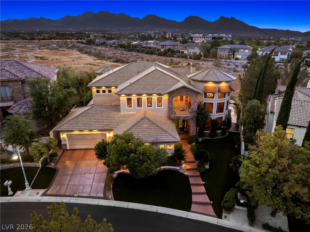 9740 Verlaine, Las Vegas, NV 89145
