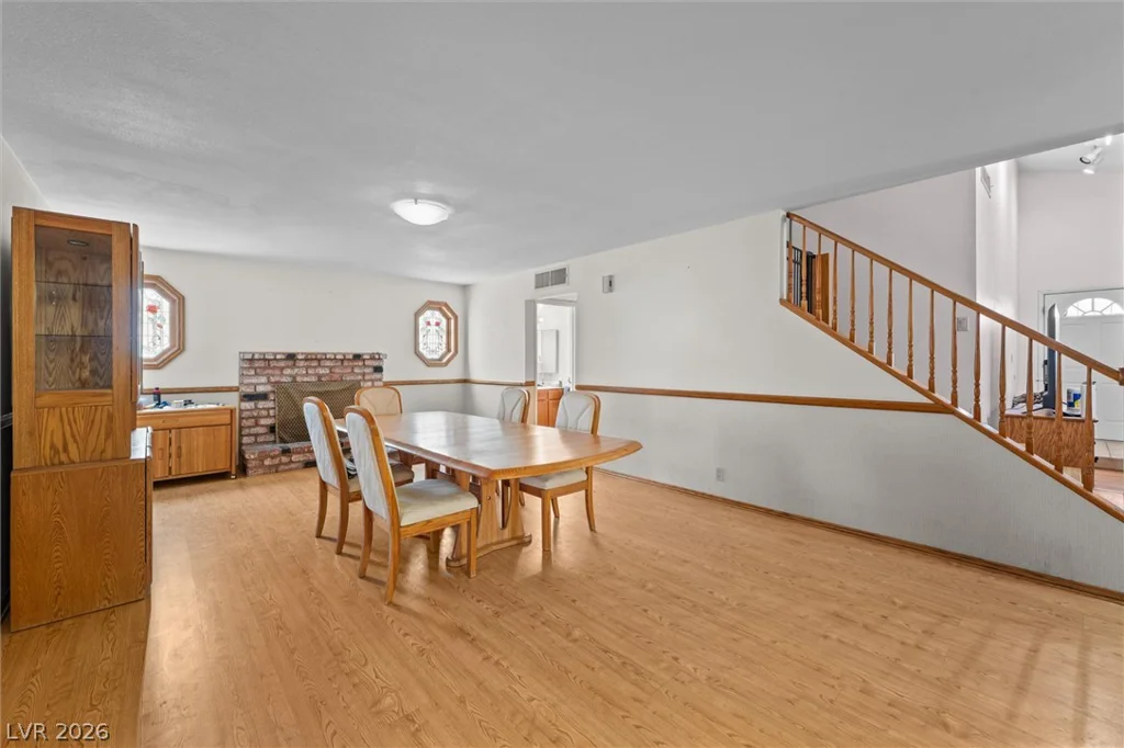 6364 Moonglow, Las Vegas, NV 89156
