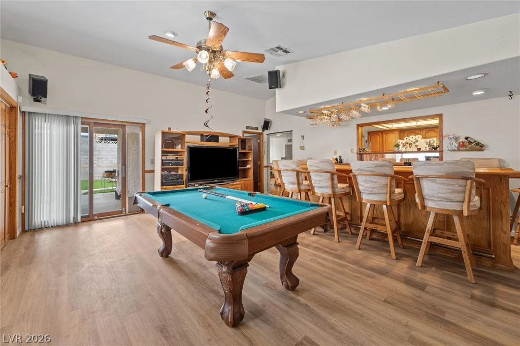 6364 Moonglow, Las Vegas, NV 89156