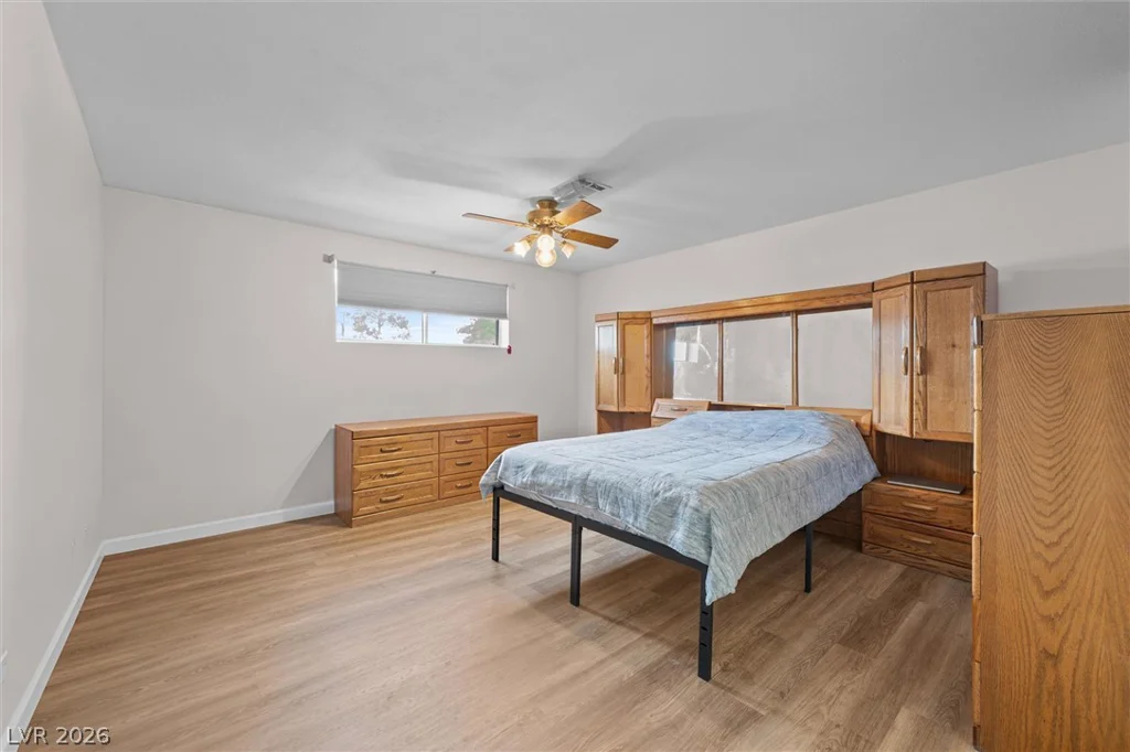 6364 Moonglow, Las Vegas, NV 89156