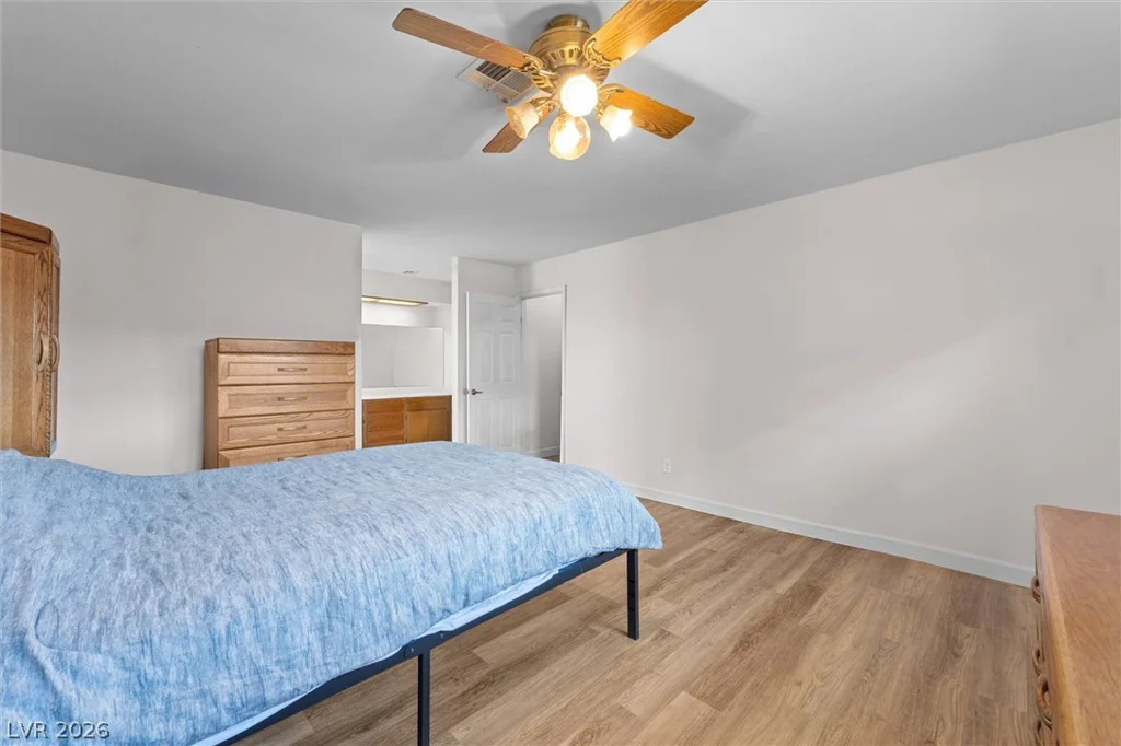 6364 Moonglow, Las Vegas, NV 89156