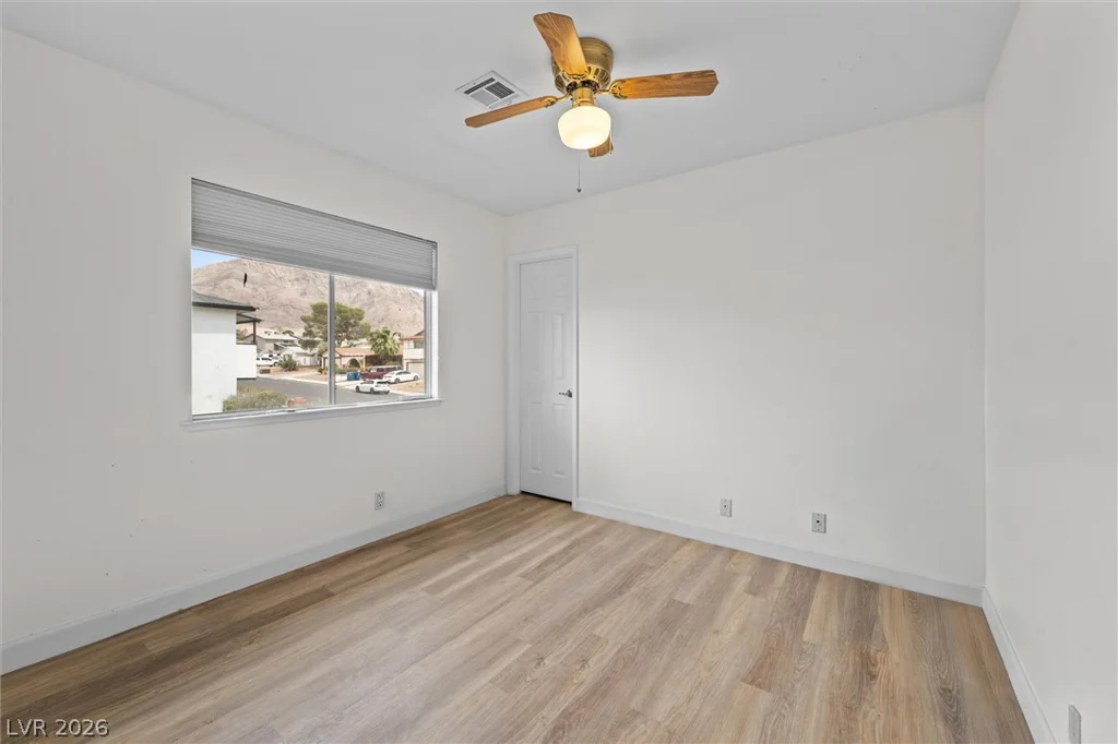 6364 Moonglow, Las Vegas, NV 89156