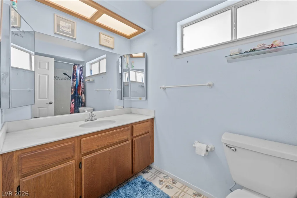 6364 Moonglow, Las Vegas, NV 89156