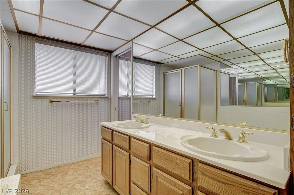 1751 Reno, Las Vegas, NV 89119