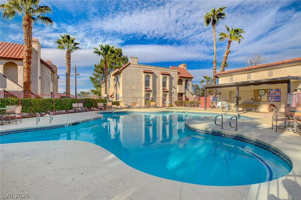 1751 Reno, Las Vegas, NV 89119
