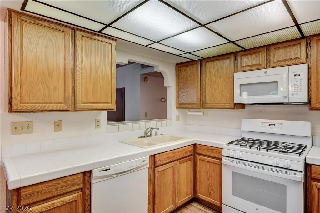 1751 Reno, Las Vegas, NV 89119