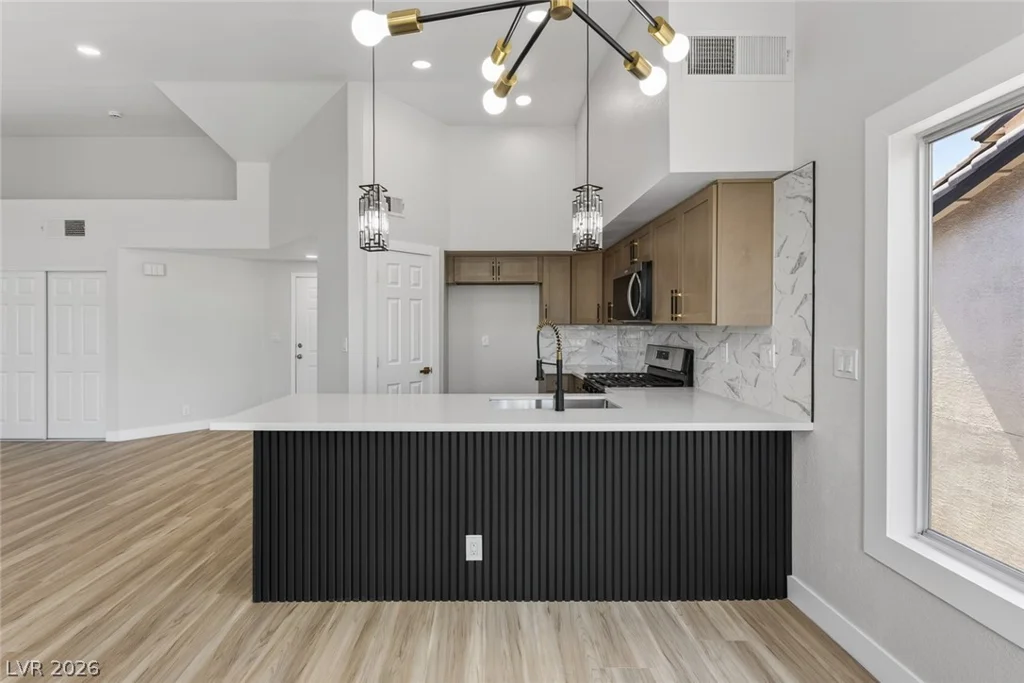 4820 Black Bear, Las Vegas, NV 89149