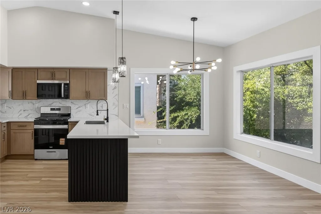 4820 Black Bear, Las Vegas, NV 89149