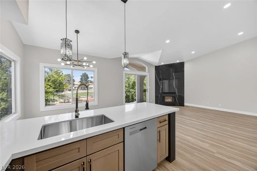 4820 Black Bear, Las Vegas, NV 89149