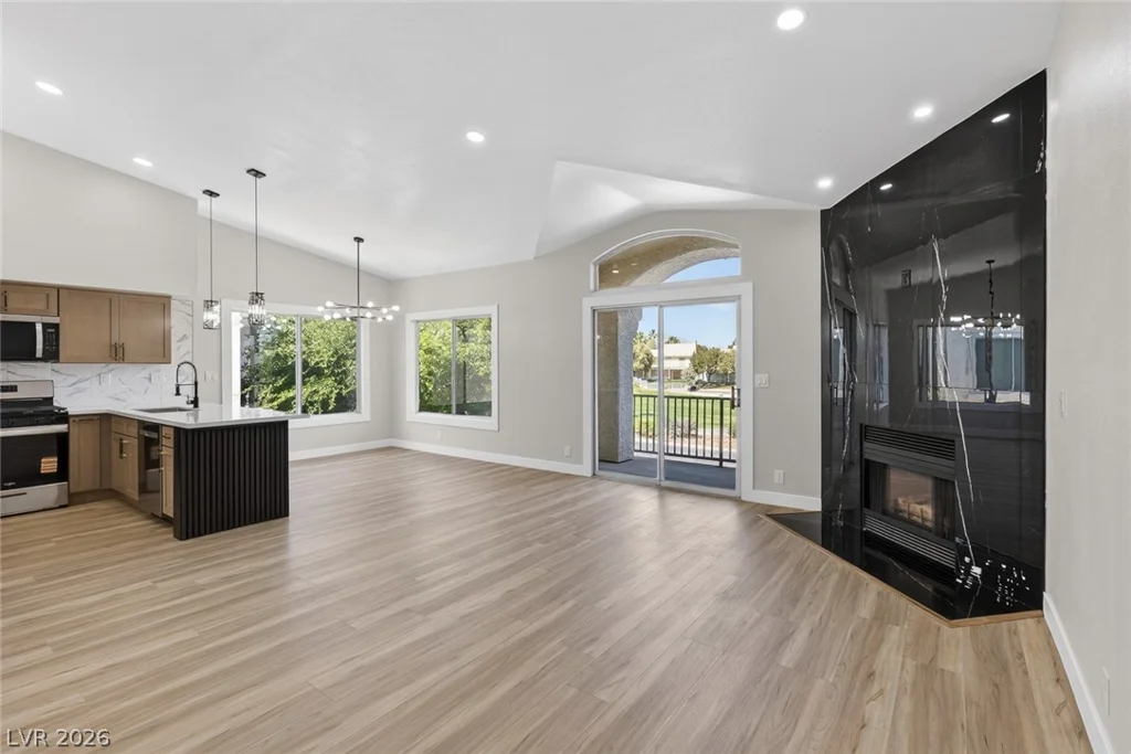 4820 Black Bear, Las Vegas, NV 89149