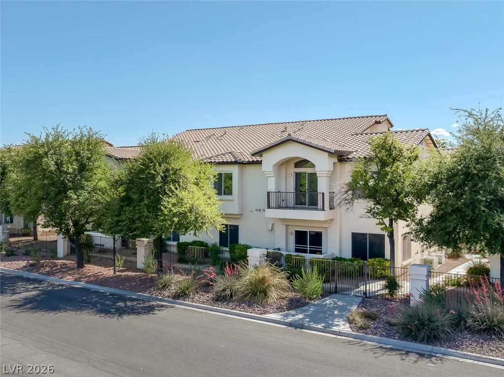 4820 Black Bear, Las Vegas, NV 89149