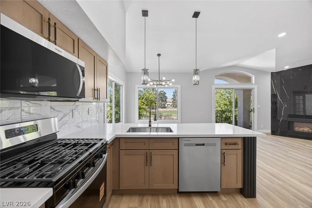 4820 Black Bear, Las Vegas, NV 89149