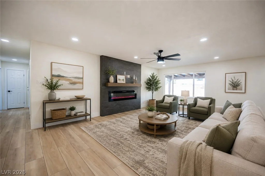 5630 Neosho, Las Vegas, NV 89120