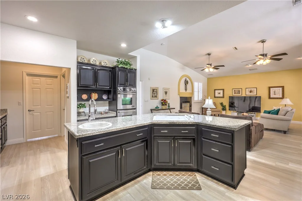 2421 La Seyne, Las Vegas, NV 89128