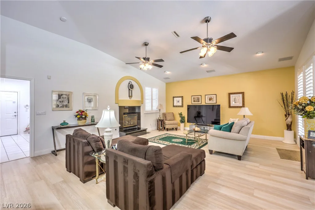 2421 La Seyne, Las Vegas, NV 89128