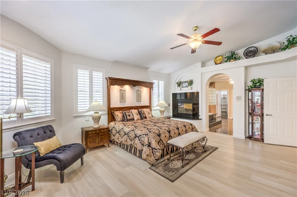 2421 La Seyne, Las Vegas, NV 89128