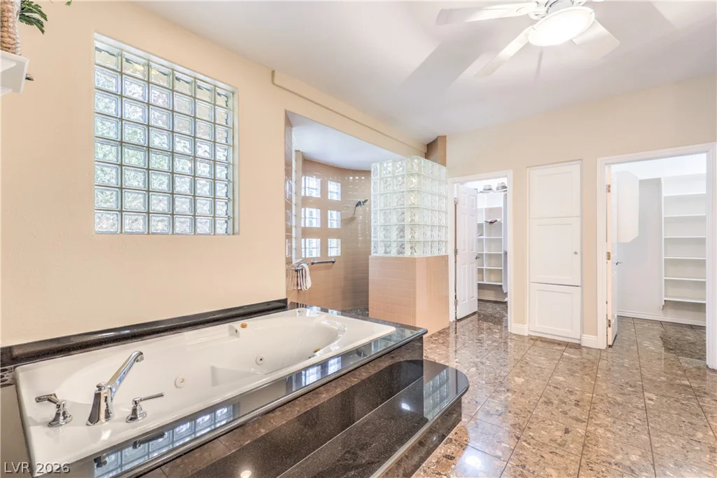 2421 La Seyne, Las Vegas, NV 89128