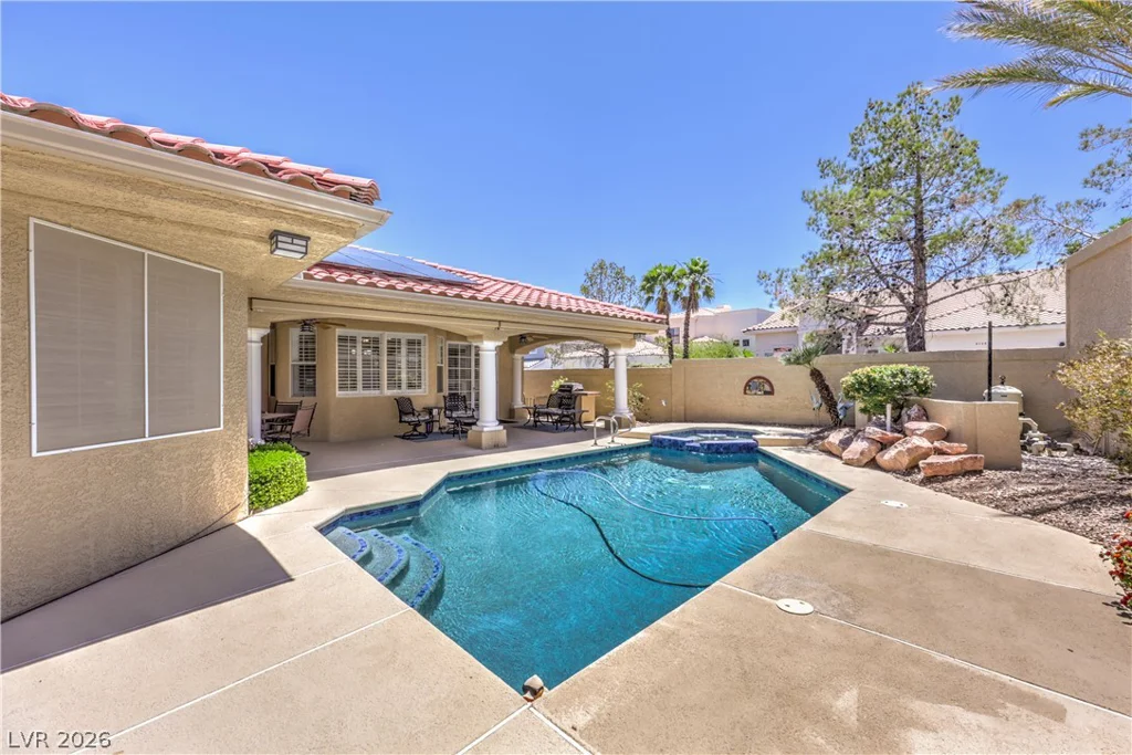 2421 La Seyne, Las Vegas, NV 89128