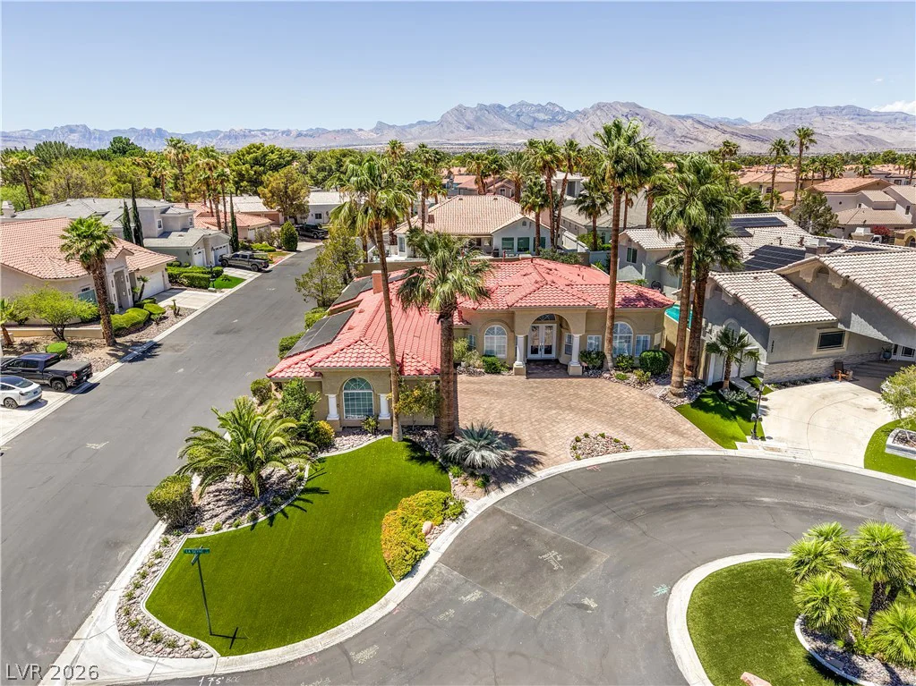 2421 La Seyne, Las Vegas, NV 89128