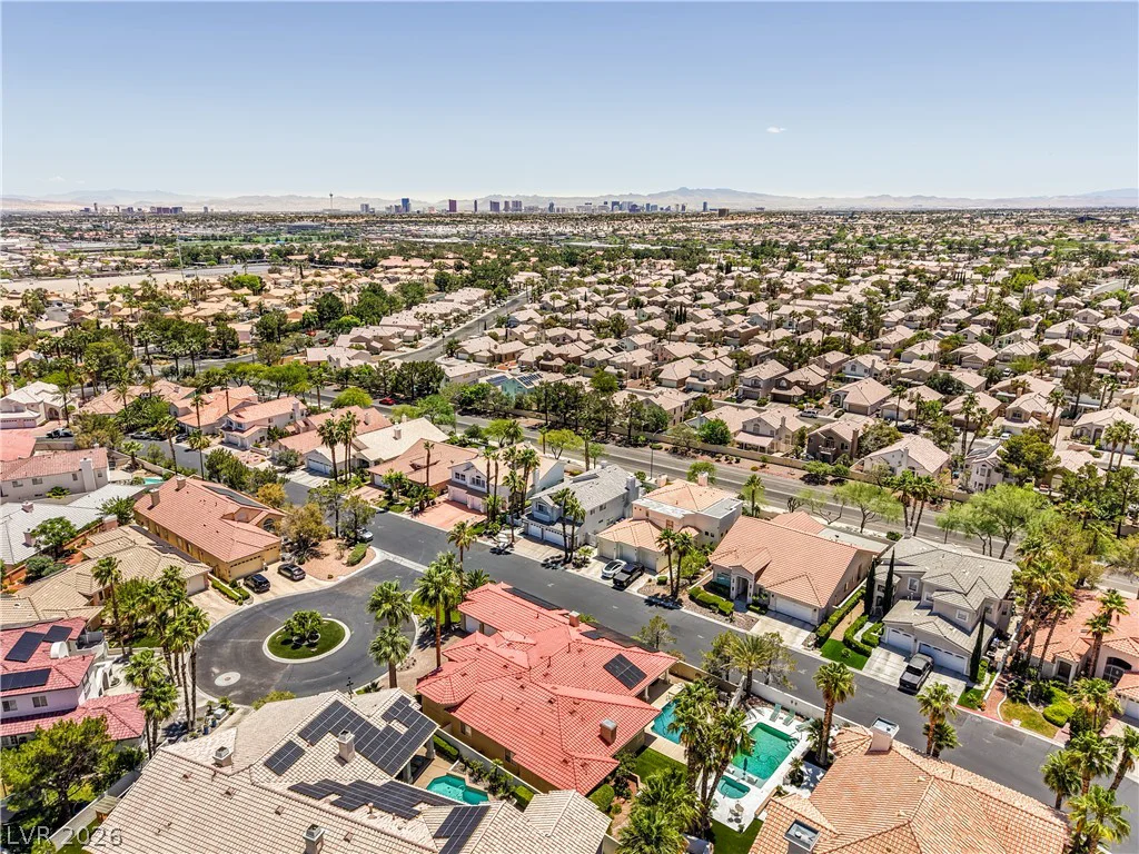 2421 La Seyne, Las Vegas, NV 89128