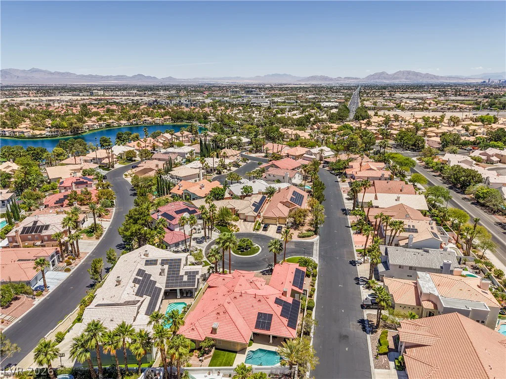 2421 La Seyne, Las Vegas, NV 89128