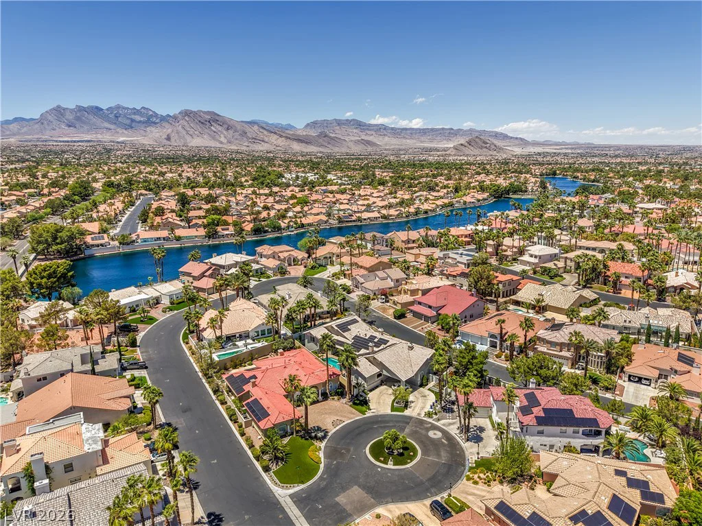 2421 La Seyne, Las Vegas, NV 89128