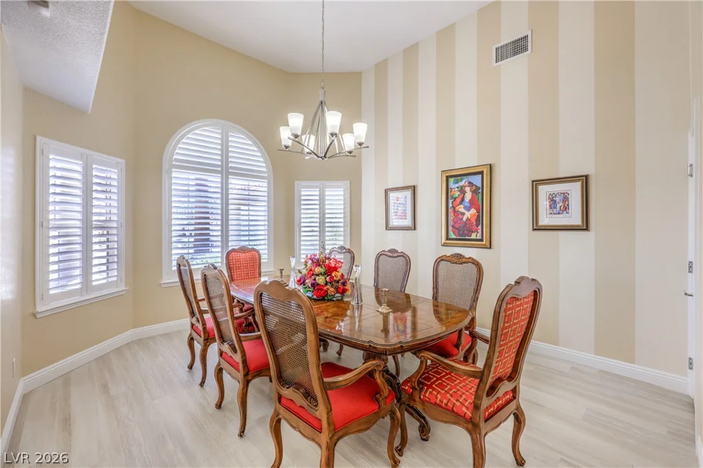 2421 La Seyne, Las Vegas, NV 89128