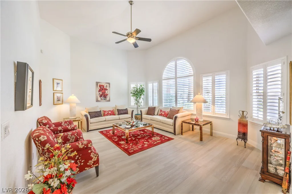 2421 La Seyne, Las Vegas, NV 89128