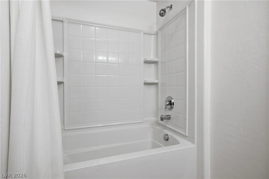 8324 Charleston, Las Vegas, NV 89117