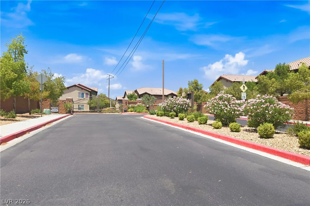 8324 Charleston, Las Vegas, NV 89117
