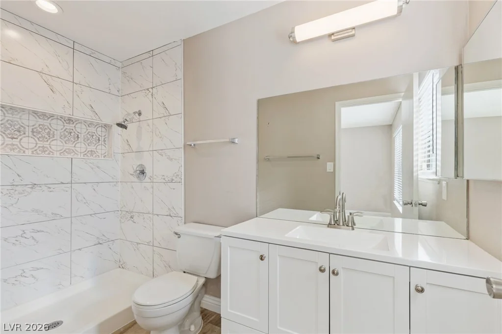 323 Quito, Henderson, NV 89014