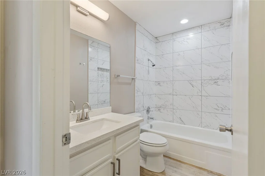 323 Quito, Henderson, NV 89014