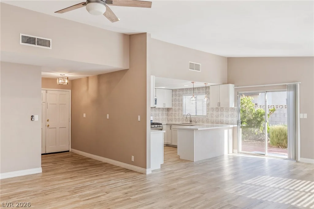 323 Quito, Henderson, NV 89014