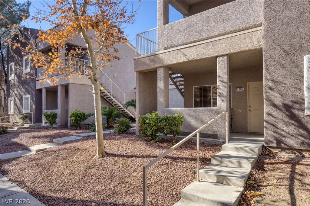 5250 Rainbow, Las Vegas, NV 89118