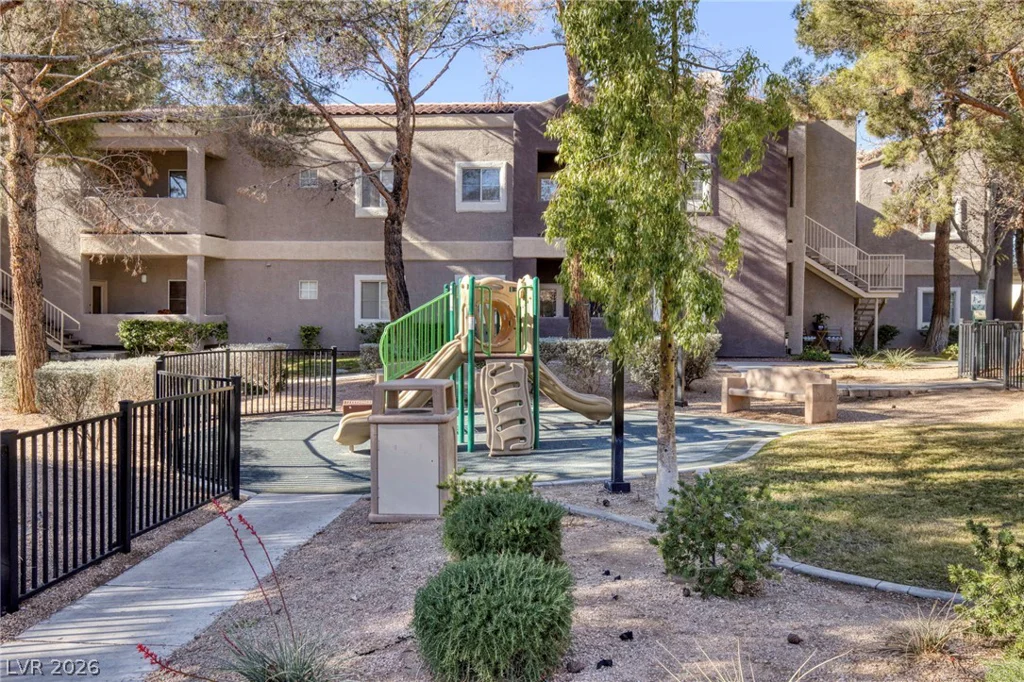 5250 Rainbow, Las Vegas, NV 89118