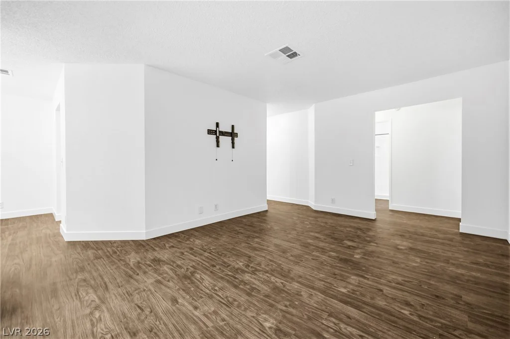 3151 Soaring Gulls, Las Vegas, NV 89128