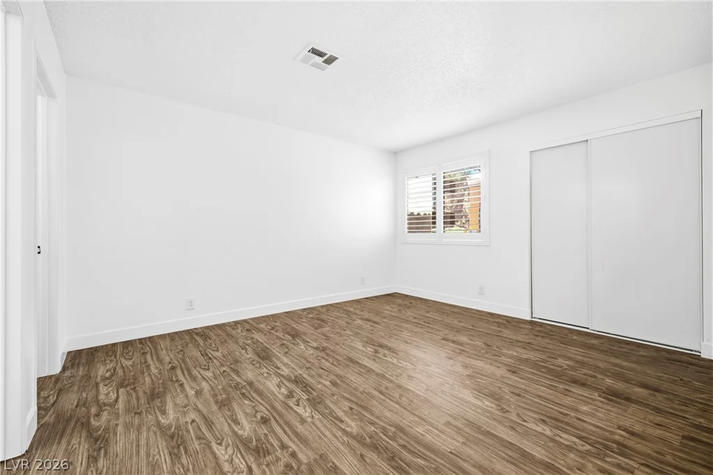 3151 Soaring Gulls, Las Vegas, NV 89128