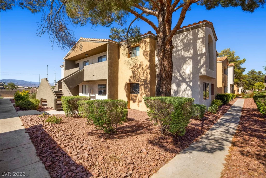 3151 Soaring Gulls, Las Vegas, NV 89128