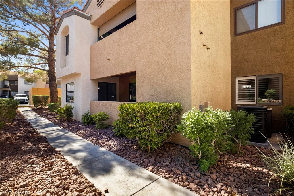 3151 Soaring Gulls, Las Vegas, NV 89128