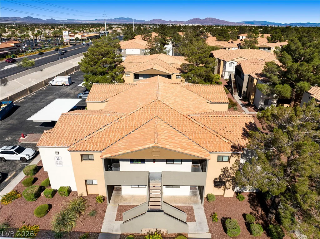 3151 Soaring Gulls, Las Vegas, NV 89128